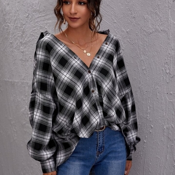 SHEIN Twist Front Oversize Drop Shoulder Plaid Buttoned Shirt - Picture 1 of 10
